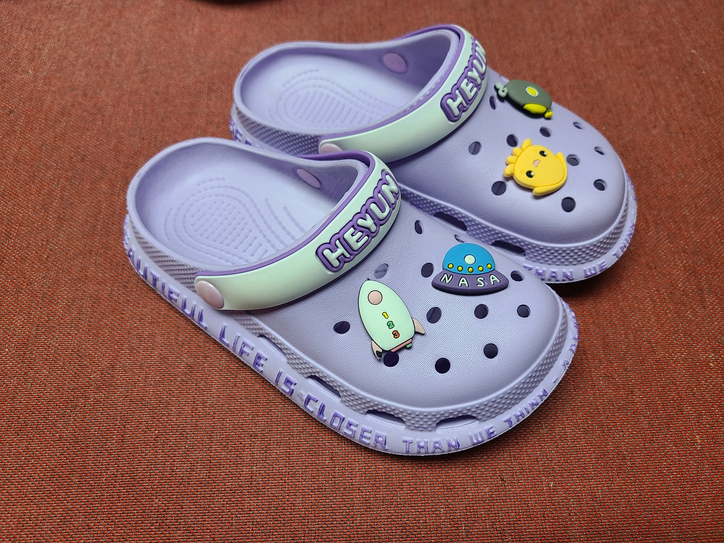 Kid's Cute Clogs Slippers Girls Boys Non-Slip Slippers