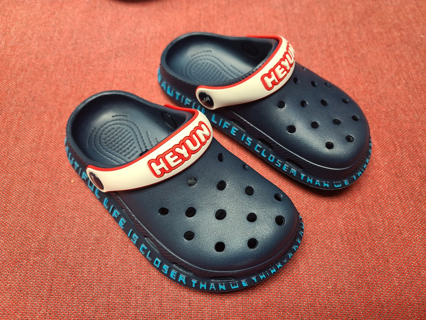 Kid's Cute Clogs Slippers Girls Boys Non-Slip Slippers